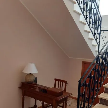 Tenuta Dei Biondi Ulivi 住宿加早餐酒店 3*